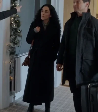 Kellie Blaise A Merry Scottish Christmas Black Coat