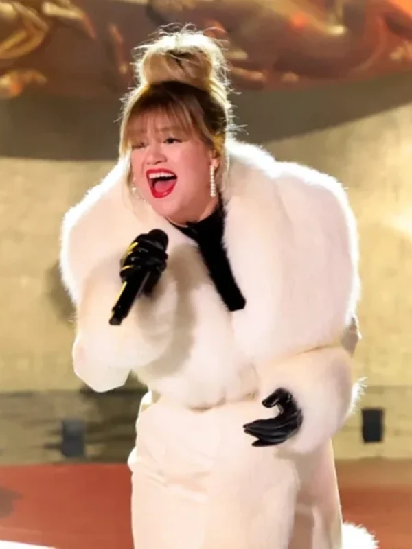 Kelly Clarkson Rockefeller Center Christmas Tree Coat