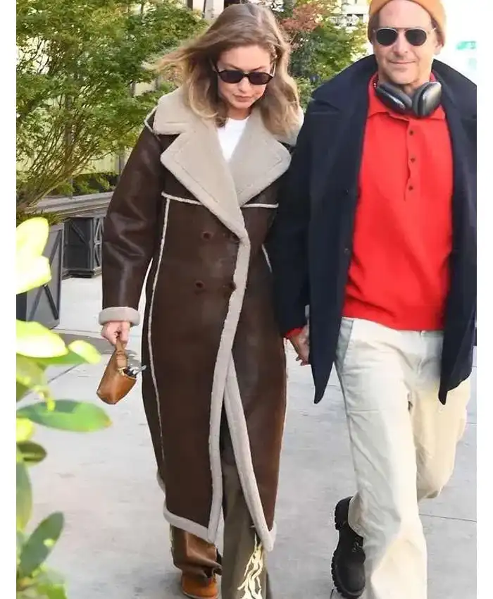 NYC Gigi Hadid Brown Shearling Leather Coat NYC Gigi Hadid Brown Shearling Leather Coat