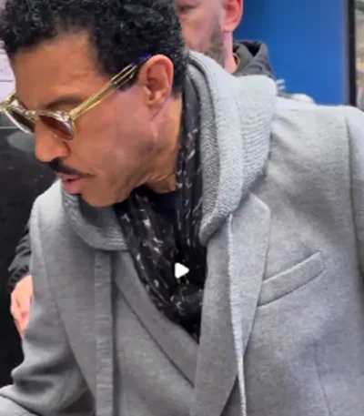 NYC 2026 Birthday Lionel Richie Grey Coat