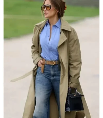 Paris 2026 Jennifer Lopez Beige Trench Coat