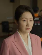 All of Us Are Dead Park Eun-hee Pink Blazer Jacket