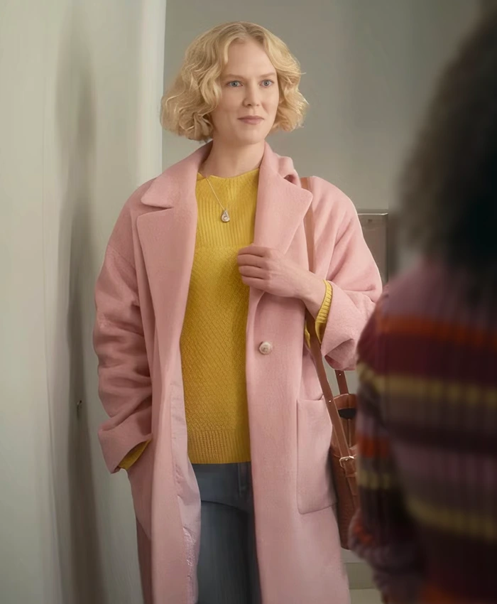 Rosy McEwen Black Mirror S07 Pink Coat Rosy McEwen Black Mirror S07 Pink Coat