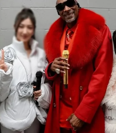 Snoop Dogg Halftime Show Christmas 2025 Red Coat