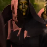The Traitors S04 Guard Maroon Cape