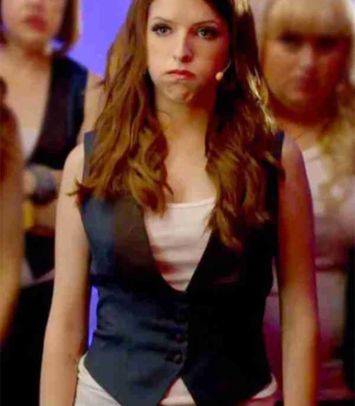 Anna Kendrick Pitch Perfect 2 Beca Vest
