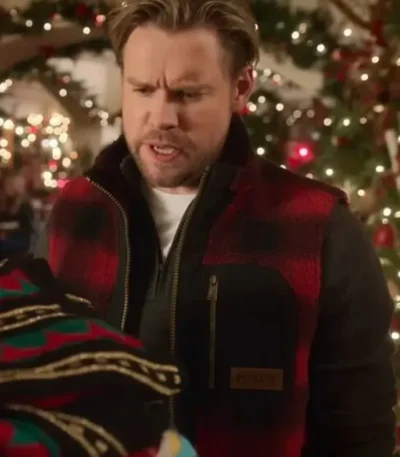 Falling for Christmas 2022 Chord Overstreet Red Vest