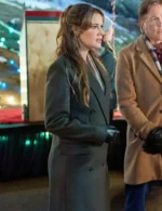 Chelsea Hobbs Navigating Christmas 2023 Coat