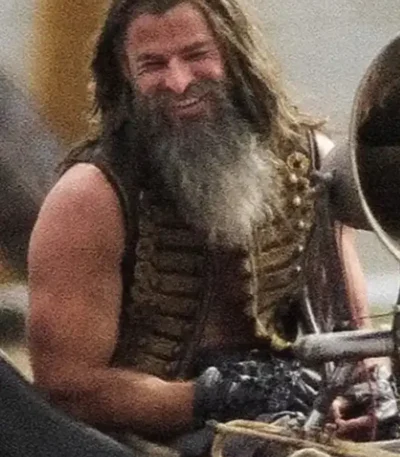 Chris Hemsworth Furiosa A Mad Max Saga 2024 Brown Vest
