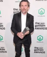 Ethan Hawke Leave The World Behind Black Blazer