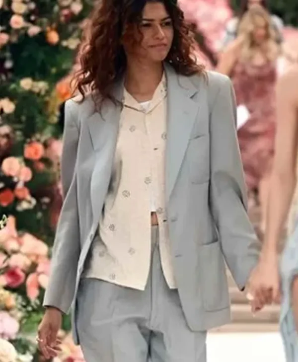 Euphoria S03 Zendaya Oversized Grey Suit