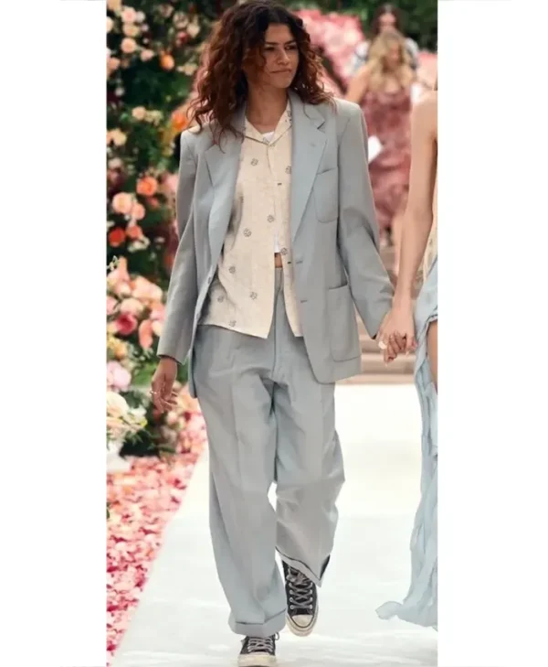 Euphoria S03 Zendaya Oversized Grey Suit