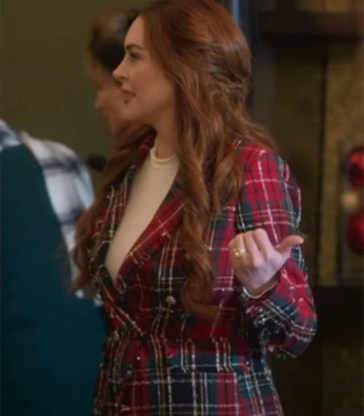 Falling For Christmas2022 Lindsay Lohan Check Coat