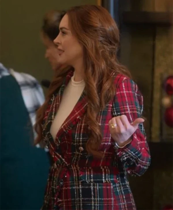 Falling For Christmas2022 Lindsay Lohan Check Coat