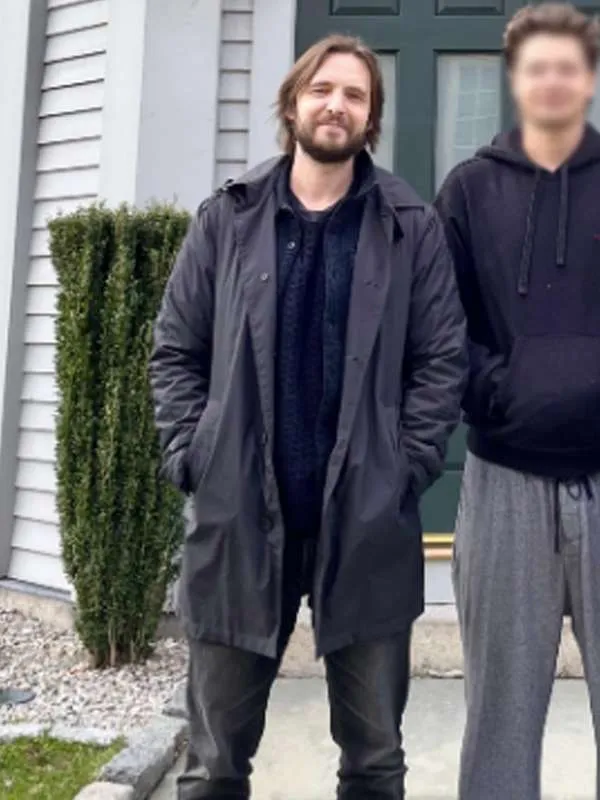 Finestkind 2023 Aaron Stanford Black Cotton Coat Finestkind 2023 Aaron Stanford Black Cotton Coat