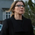 Firefly Lane S02 Kate Mularkey Black Coat