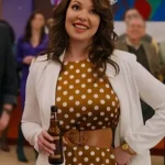 Firefly Lane S02 Tully Hart White Coat