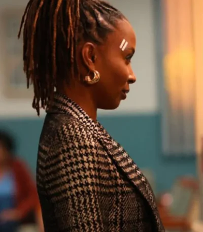 Found S02 Gabi Mosely Plaid Suiting Blazer