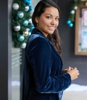 Friends and Family Christmas Humberly Gonzalez Velvet Blazer