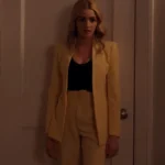 Ginny & Georgia S02 Brianne Howey Yellow Suit