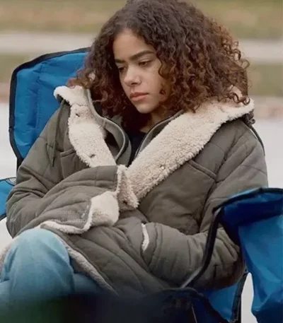 Ginny & Georgia S02 Ginny Miller Hooded Jacket