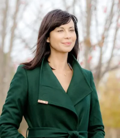 Good Witch Cassie Nightingale Long Green Coat