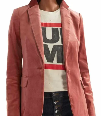 Grown-Ish S1 E6 Zoey Johnson Pink Velvet Blazer