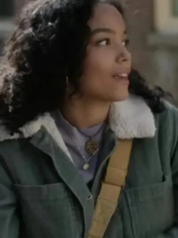 Hocus Pocus 2 Becca Fur Collar Jacket