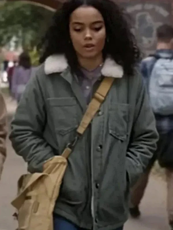 Hocus Pocus 2 Becca Fur Collar Jacket