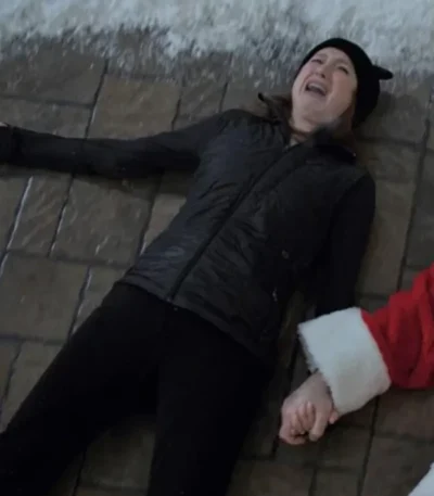 Home Sweet Home Alone Ellie Kemper Black Jacket