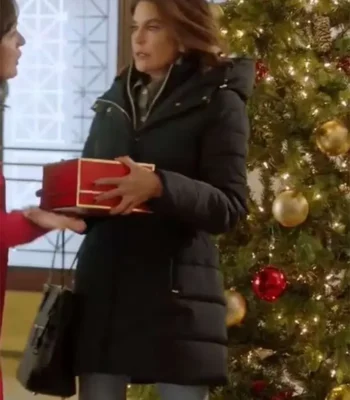 How to Fall in Love by Christmas Teri Hatcher Black Puffer Jacket