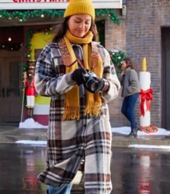 Humberly Gonzalez Friends and Family Christmas 2023 Plaid Coat
