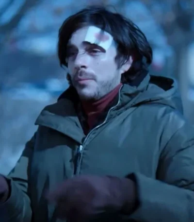 In The Dark S02 Felix Bell Green Jacket