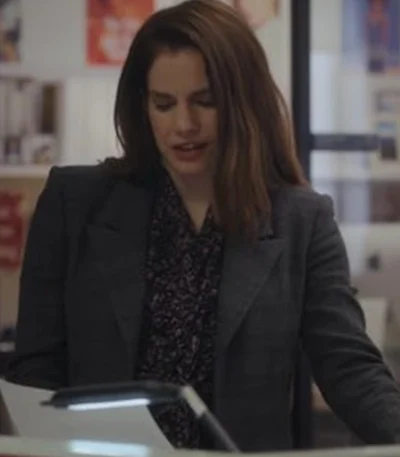 Inventing Anna Vivian Kent Black Blazer Coat