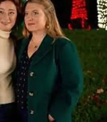 My Southern Family Christmas 2022 Jaicy Elliot Green Wool Coat