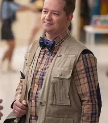 Jason Earles High School Musical The Musical S04 Beige Vest