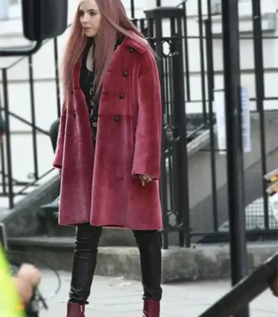 Jodie Comer Killing Eve Villanelle Pink Long Fur Coat