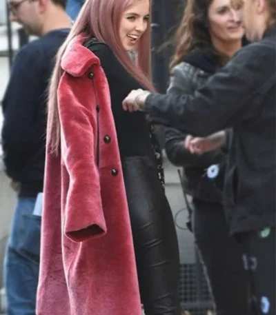 Jodie Comer Killing Eve Villanelle Pink Long Fur Coat
