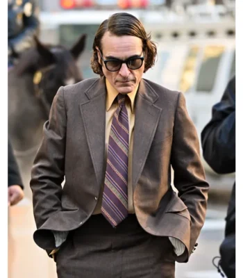 Joker Folie a Deux 2024 Arthur Fleck Brown Suit