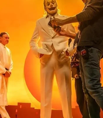 Joker: Folie à Deux (Movie 2024) Joaquin Phoenix White Suit