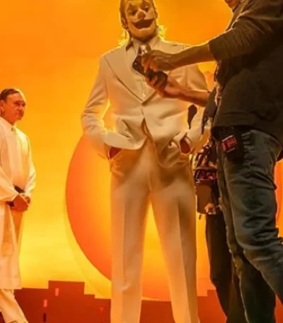 Joker: Folie à Deux (Movie 2024) Joaquin Phoenix White Suit