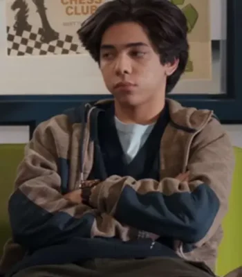 Lee Garcia My Life With The Walter Boys S01 Brown Jacket