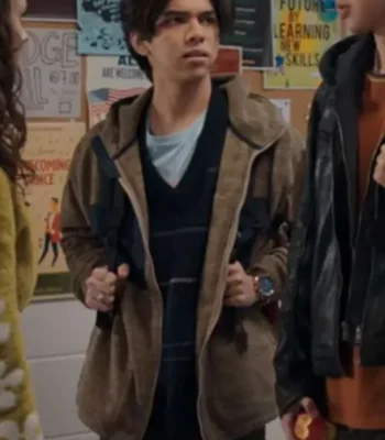 Lee Garcia My Life With The Walter Boys S01 Brown Jacket