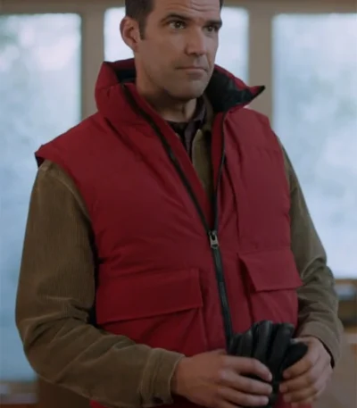 Long Lost Christmas 2022 Benjamin Ayres Vest