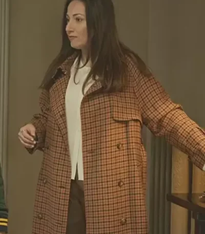 María Pedraza Elite S07 Plaid Trench Coat