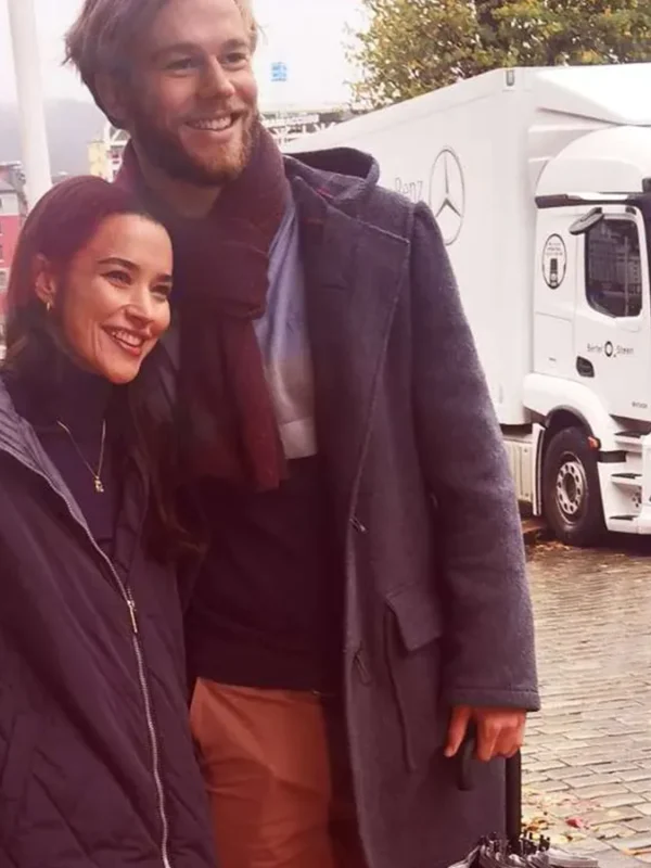 My Norwegian Holiday David Elsendoorn Grey Coat