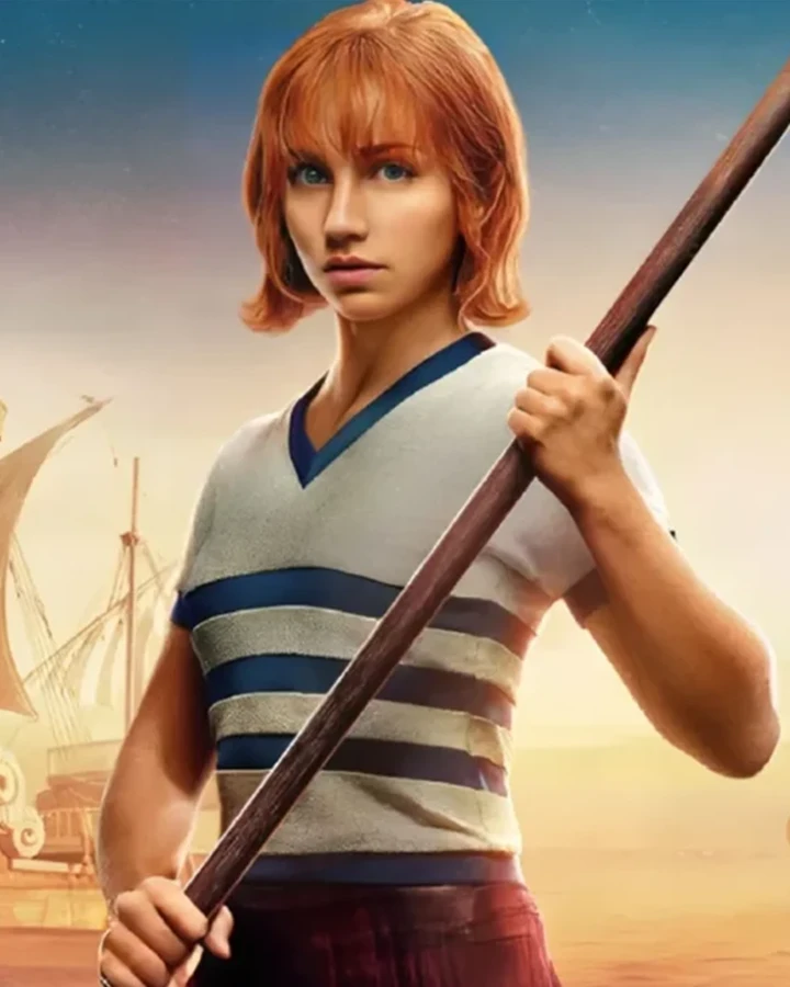 One Piece 2023 Emily Rudd V-Neck Shirt One Piece 2023 Emily Rudd V-Neck Shirt