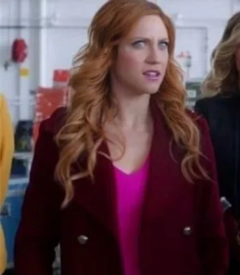 Pitch Perfect 3 Beca Maroon Coat
