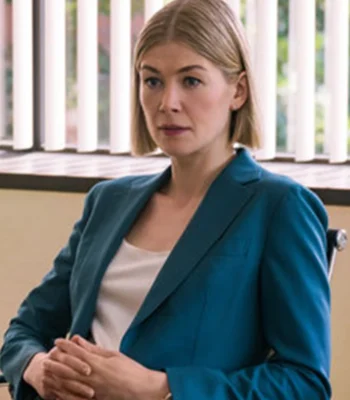 Rosamund Pike I Care a Lot Marla Grayson Blazer