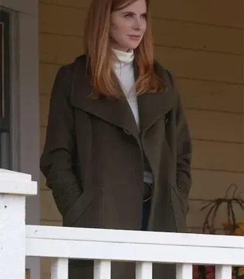 Sarah Rafferty My Life with the Walter Boys S01 Trench Coat